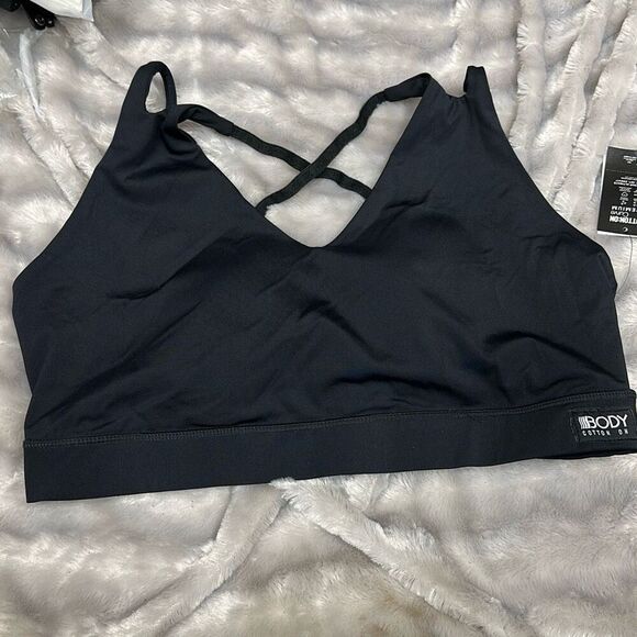 Cotton-on Trendy Plus Size Active Ultimate Workout Crop Top Size 16 - Picture 2 of 3